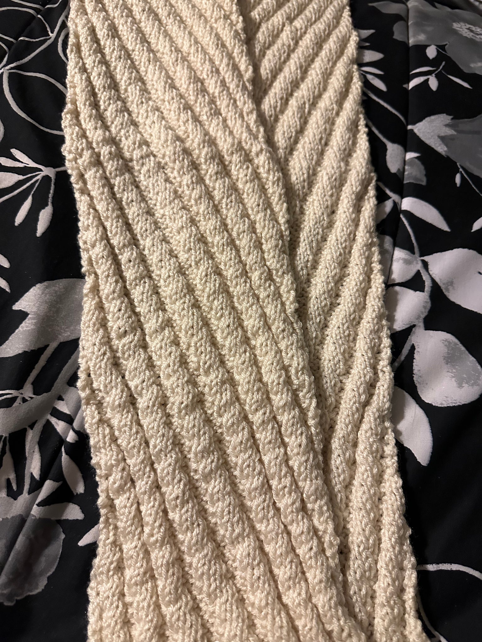 Knitted Off White Scarf